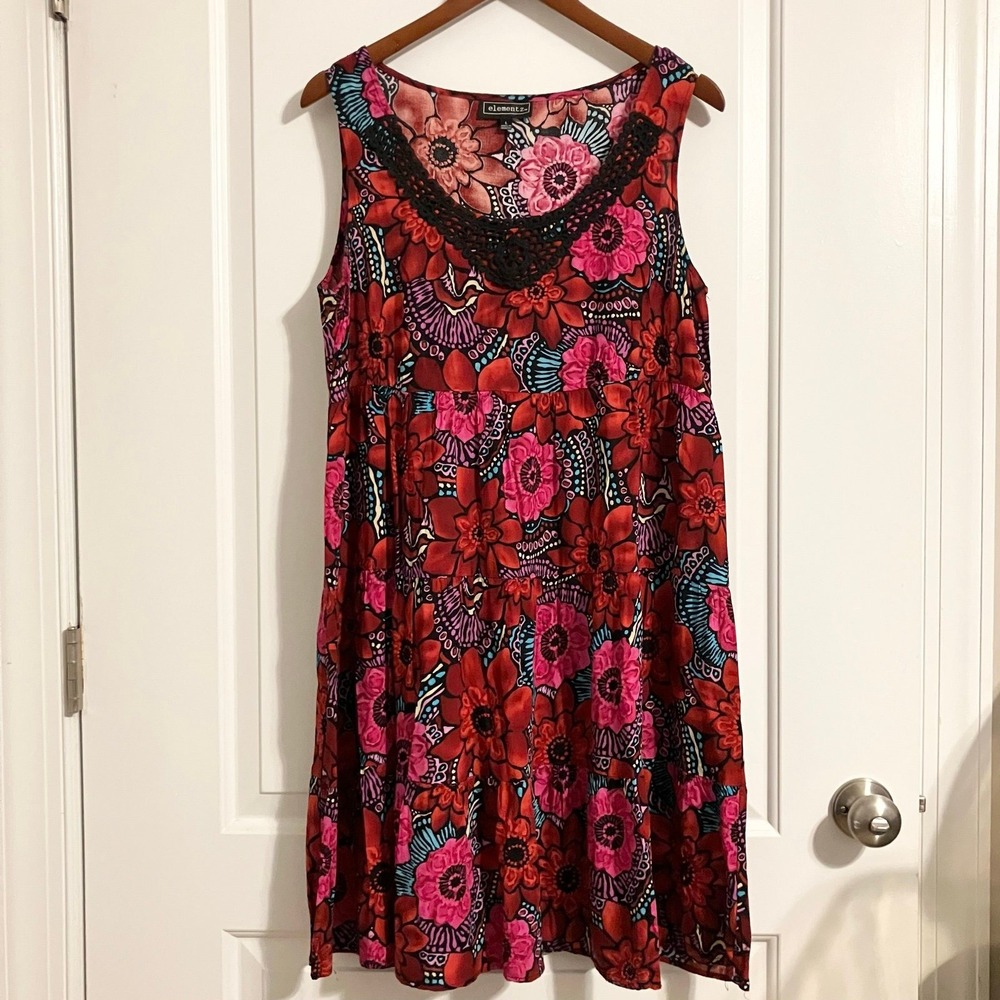 Elementz red floral sleeveless dress black crocheted neckline empire waist Sz L